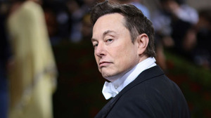 イーロン・マスク氏がTwitter改善にPS3も脱獄した“天才ハッカー”ジョージ・ホッツ氏を雇う 画像