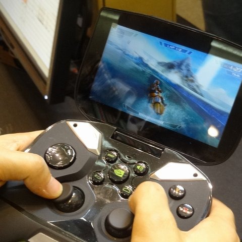 【GDC 2013 Vol.9】NVIDIAのゲーム機「Project SHIELD」を体験 (動画あり) 画像